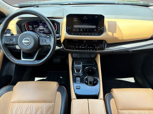 Used 2023 Nissan Rogue Platinum w/ Platinum Premium Package FWD image 3
