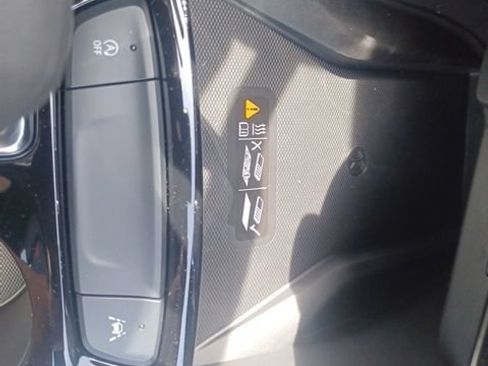 New 2026 Chevrolet Trax RS w/ Sunroof Package FWD image 30