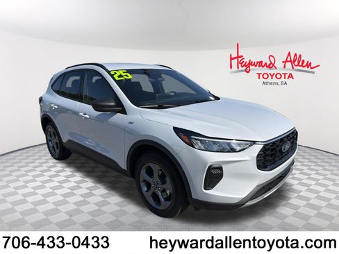 Used 2025 Ford Escape ST-Line AWD/4WD image 1