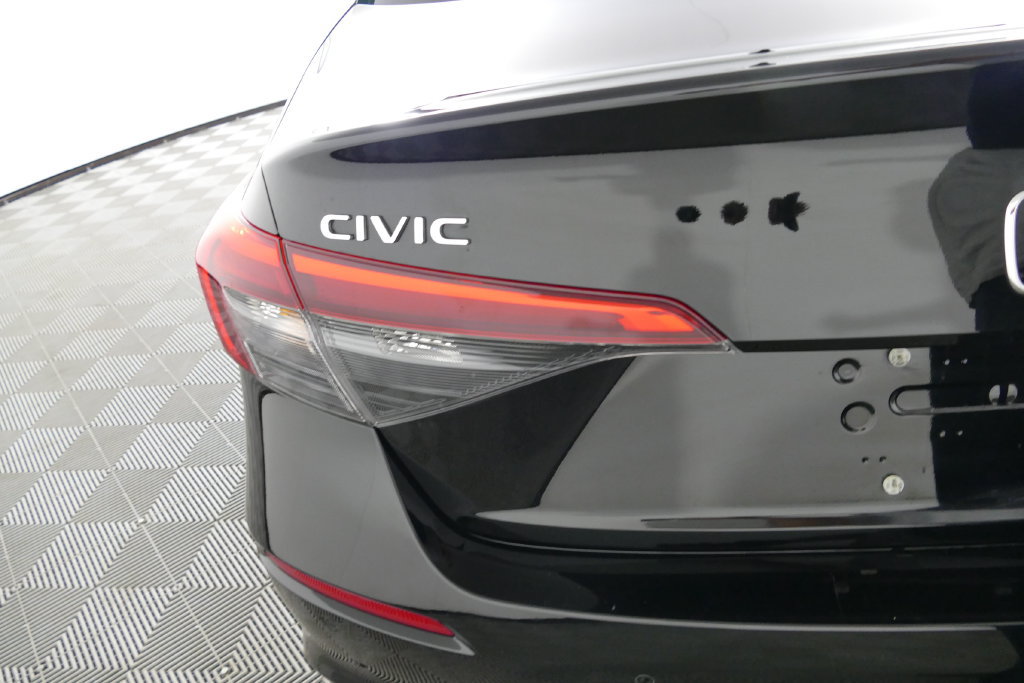 Used 2022 Honda Civic Touring image 28