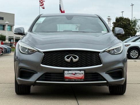 Used 2018 INFINITI QX30 FWD image 4