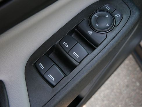 Used 2024 Chevrolet Equinox LT AWD/4WD image 21