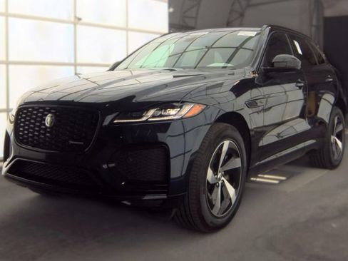 Used 2024 Jaguar F-PACE R-Dynamic S AWD/4WD image 6