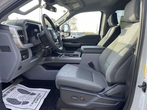 New 2026 Ford F250 XLT w/ XLT Premium Package AWD/4WD image 18