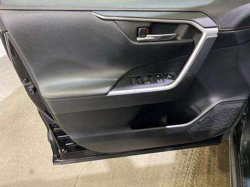 Used 2021 Toyota RAV4 Adventure image 13