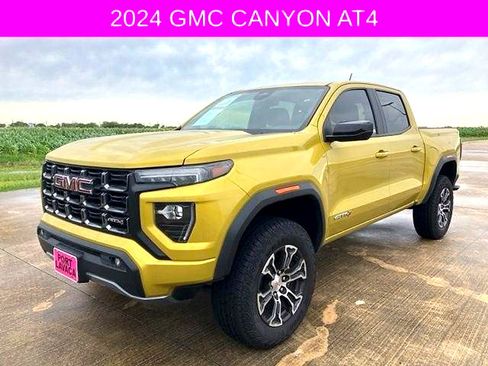 Used 2024 GMC Canyon AT4 AWD/4WD image 3
