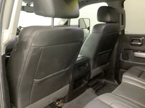 Used 2019 Chevrolet Silverado 2500 LTZ w/ Duramax Plus Package AWD/4WD image 8