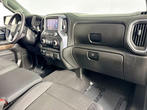 Used 2020 GMC Sierra 1500 SLE w/ SLE Value Package image 32