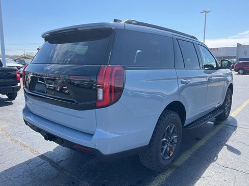 New 2026 Ford Expedition Tremor image 4