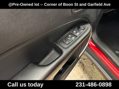 Used 2020 Jeep Compass Limited AWD/4WD image 16