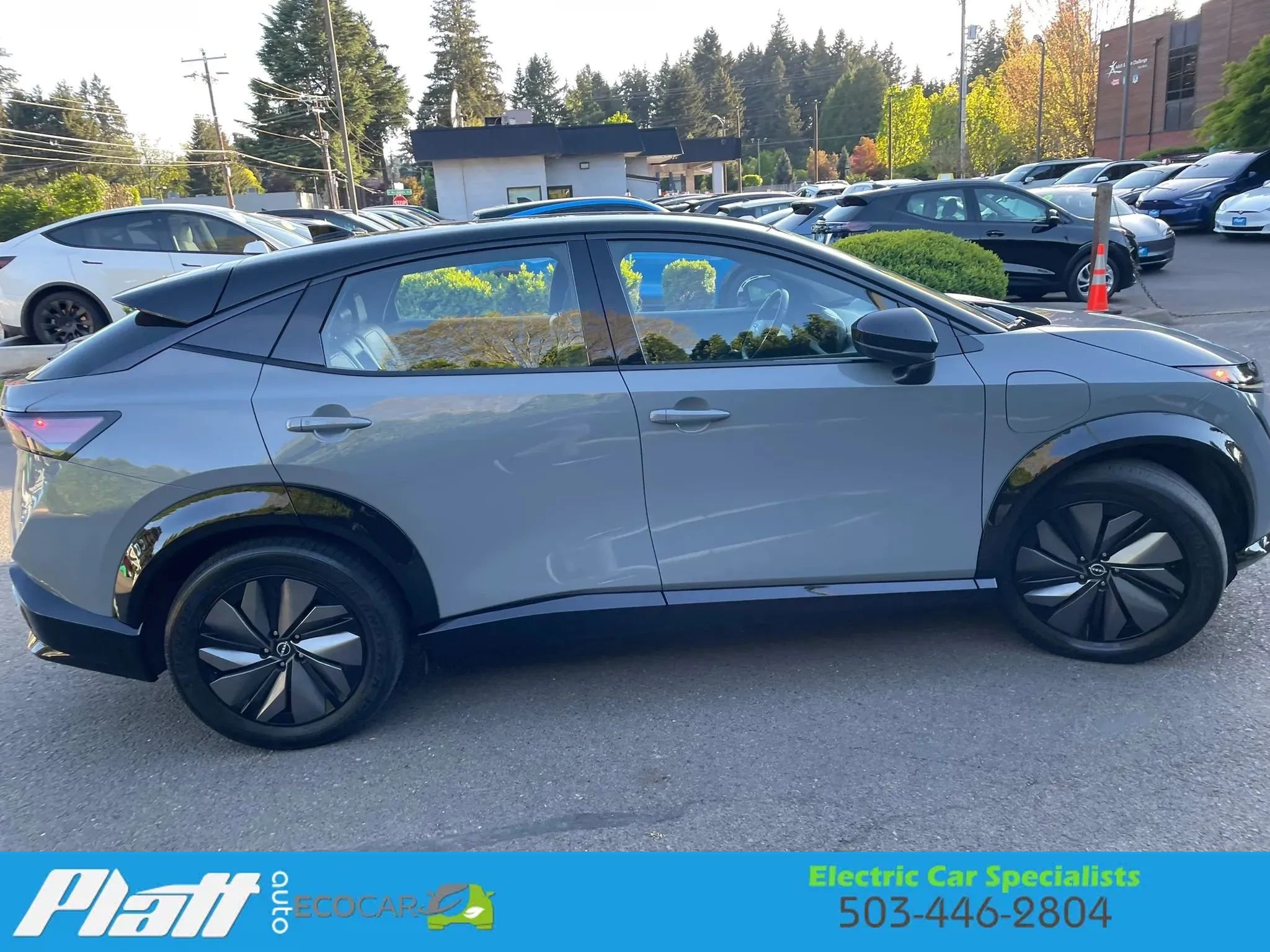 Used 2024 Nissan Ariya AWD image 11