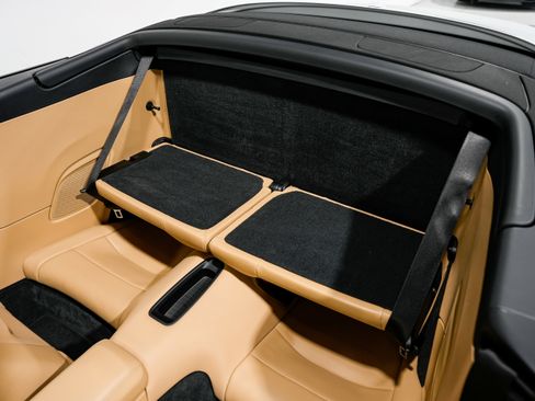 Used 2018 Porsche 911 Turbo image 24