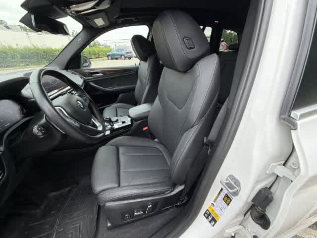 Used 2024 BMW X3 xDrive30i w/ Premium Package w/ZPA AWD/4WD image 19