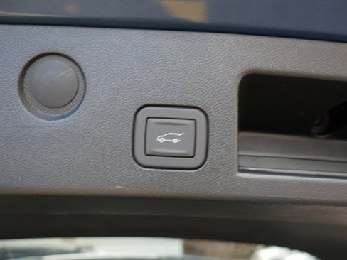 New 2026 Chevrolet Equinox LT w/ Convenience Package II image 29