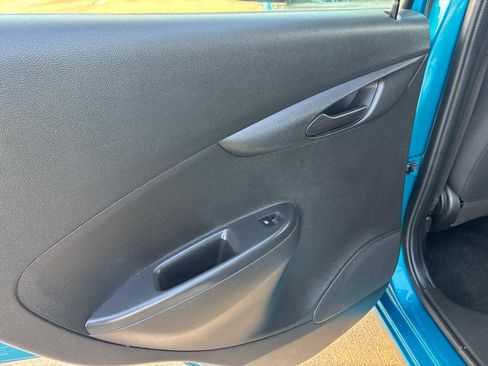 Used 2020 Chevrolet Spark LT image 19