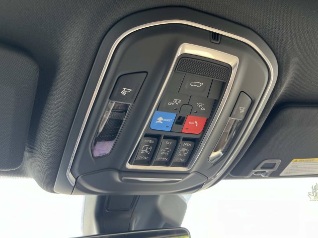 New 2027 Jeep Grand Cherokee Limited AWD/4WD image 30