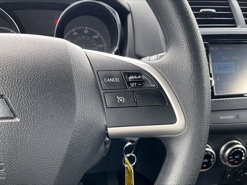 Used 2025 Mitsubishi Outlander Sport AWD image 19