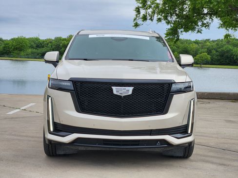 Certified 2022 Cadillac Escalade Sport w/ Touring Package AWD/4WD image 32