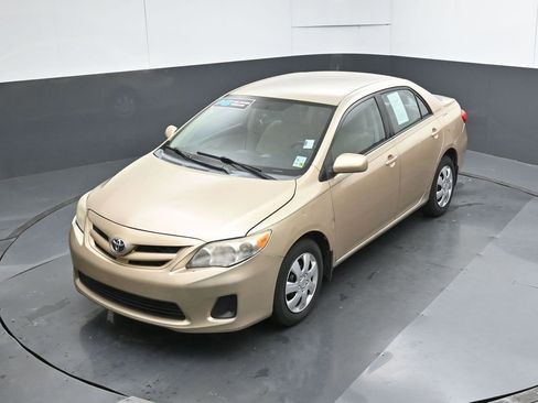 Used 2011 Toyota Corolla LE FWD image 43