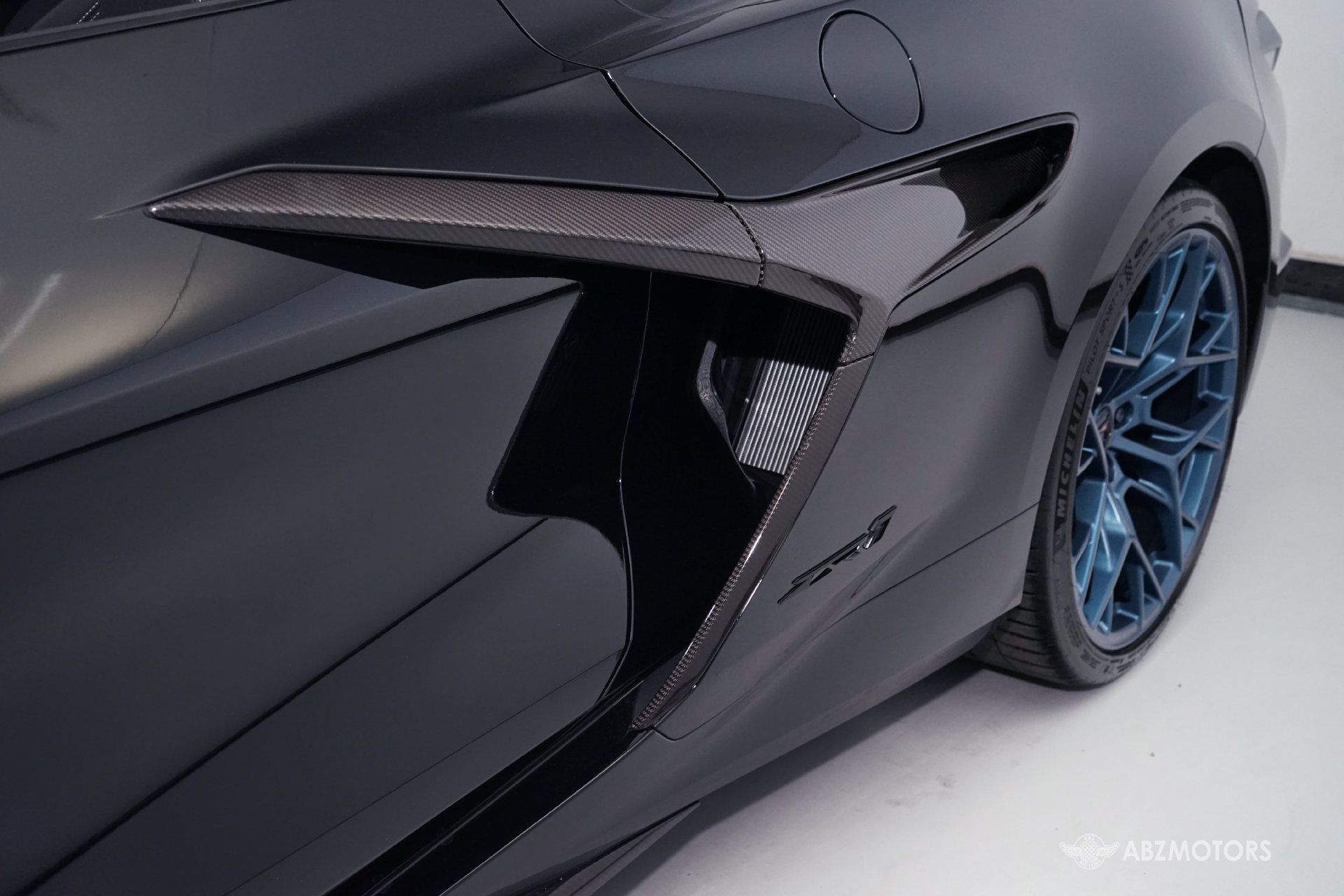 Used 2026 Chevrolet Corvette ZR1 RWD image 10
