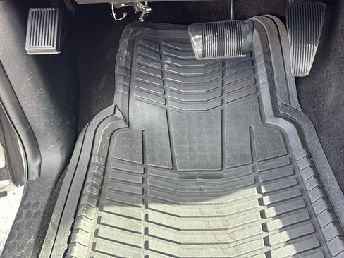 Used 2014 RAM 1500 Tradesman w/ Power & Remote Entry Group RWD image 19