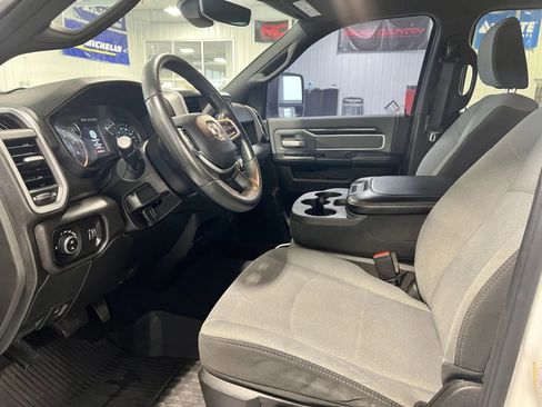 Used 2023 RAM 2500 Big Horn w/ Cold Weather Group image 10