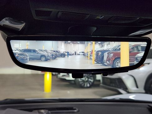 Used 2024 Chevrolet Corvette Stingray Preferred Cpe w/ Z51 Performance Package RWD image 35