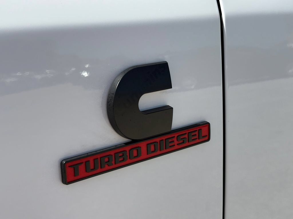Used 2026 RAM 3500 Laramie AWD/4WD image 12