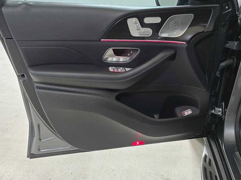 Used 2020 Mercedes-Benz GLE 350 4MATIC w/ Premium Package image 23