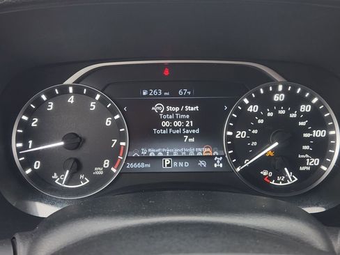 Used 2024 Nissan Frontier SV image 16