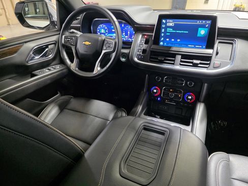 Used 2023 Chevrolet Tahoe Premier AWD/4WD image 22