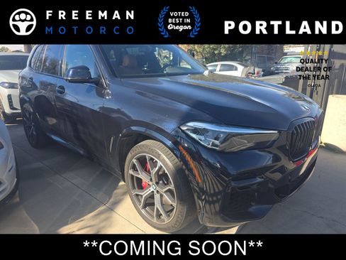 Used 2022 BMW X5 xDrive40i w/ M Sport Package image 1