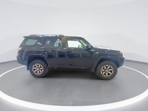 Used 2024 Toyota 4Runner TRD Off-Road AWD/4WD image 9
