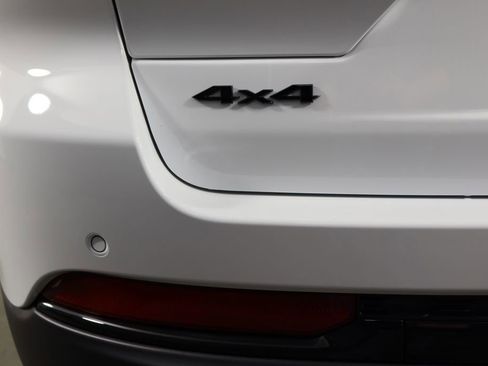 New 2025 Jeep Grand Cherokee Limited image 42