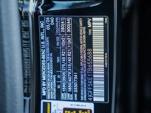 New 2026 Mercedes-Benz GLS 450 4MATIC image 45