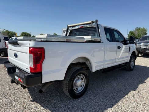 Used 2019 Ford F250 XL w/ Power Equipment Group AWD/4WD image 11