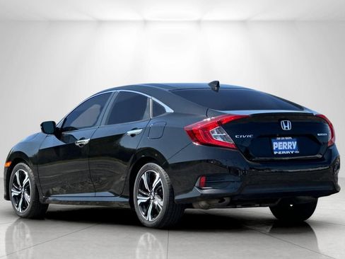 Used 2016 Honda Civic Touring image 5