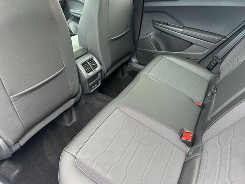 New 2026 Volkswagen Taos SE AWD/4WD image 11