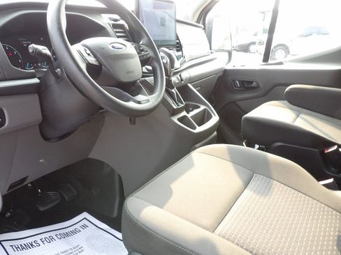 Used 2023 Ford Transit 350 XLT RWD image 16