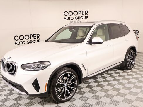 Used 2024 BMW X3 xDrive30i w/ Premium Package AWD/4WD image 11