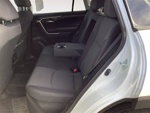 Used 2023 Toyota RAV4 AWD Hybrid image 13