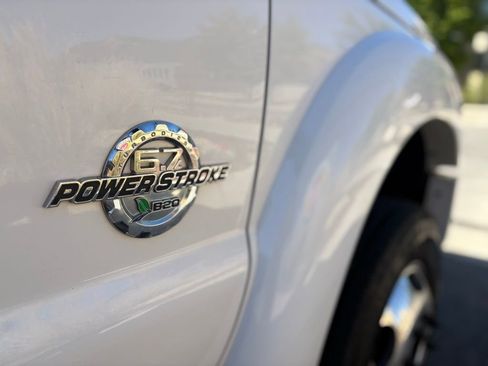 Used 2015 Ford F350 XLT w/ XLT Value Package AWD/4WD image 13