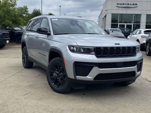 New 2026 Jeep Grand Cherokee L 2WD image 27