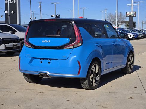 Certified 2024 Kia Soul GT-Line image 4