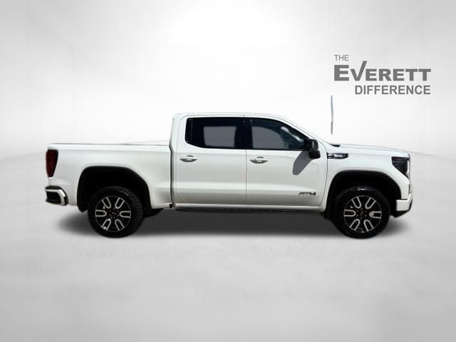 Used 2023 GMC Sierra 1500 AT4 w/ AT4 Premium Package AWD/4WD image 8