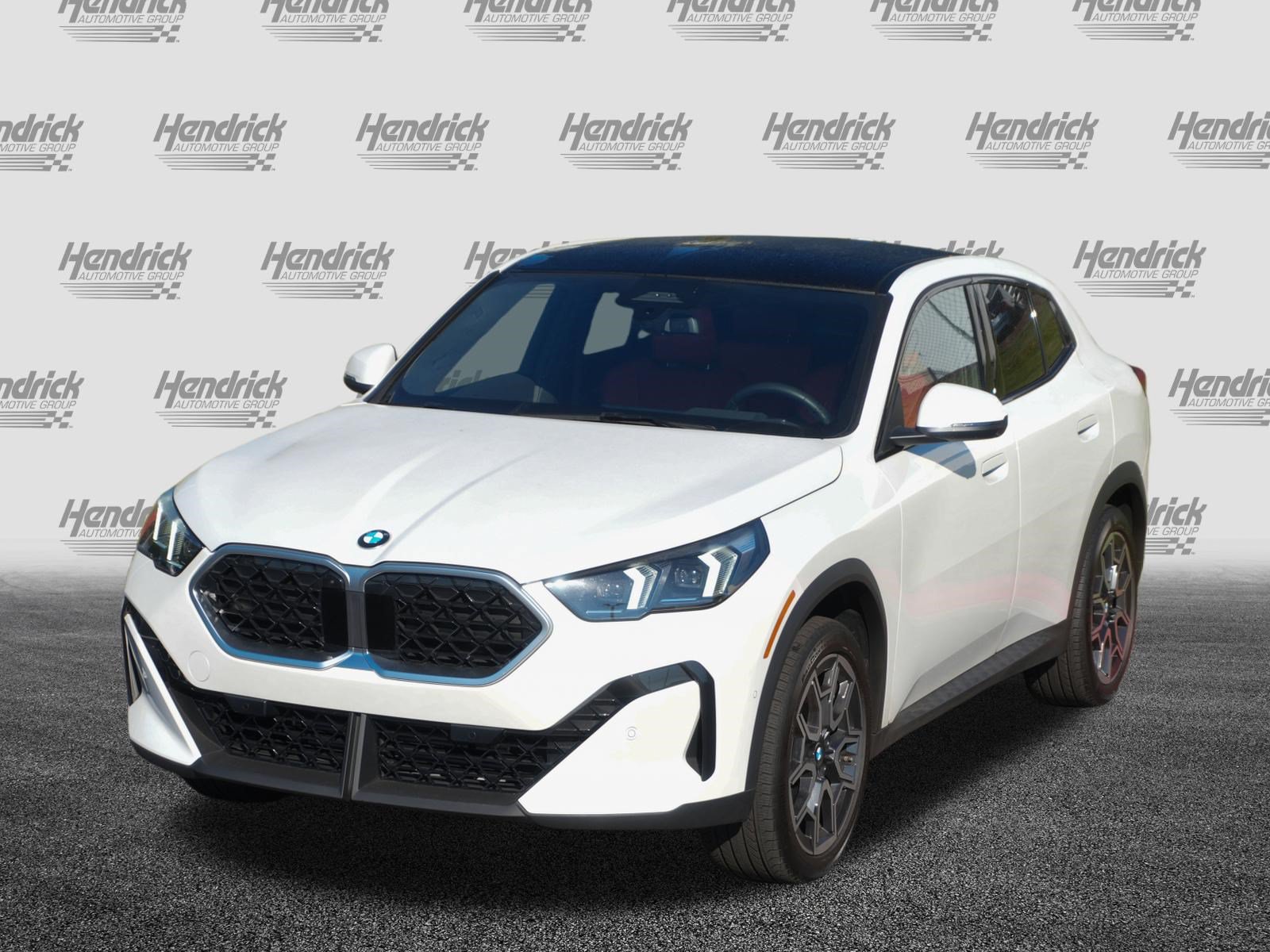 Certified 2025 BMW X2 xDrive28i AWD/4WD image 5