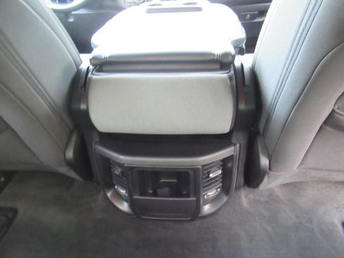 Used 2021 RAM 1500 Big Horn RWD image 33