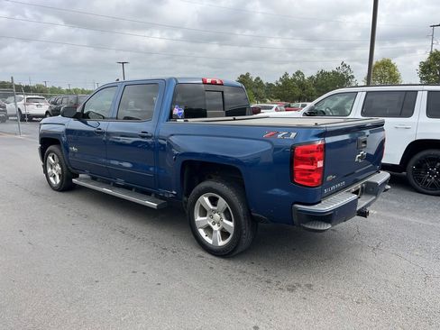 Used 2018 Chevrolet Silverado 1500 LT w/ Texas Edition image 3