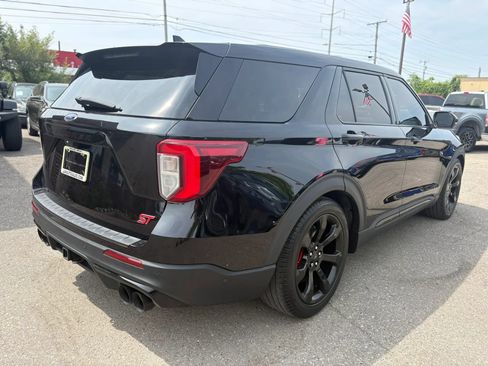 Used 2022 Ford Explorer ST w/ ST Street Pack AWD/4WD image 5