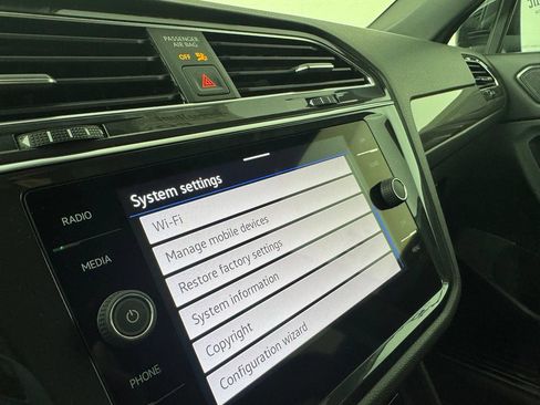 Used 2023 Volkswagen Tiguan SE R-Line FWD image 25